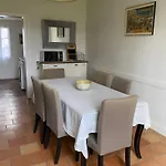 度假居 Avec Piscine La Petite Gironde Porcheres