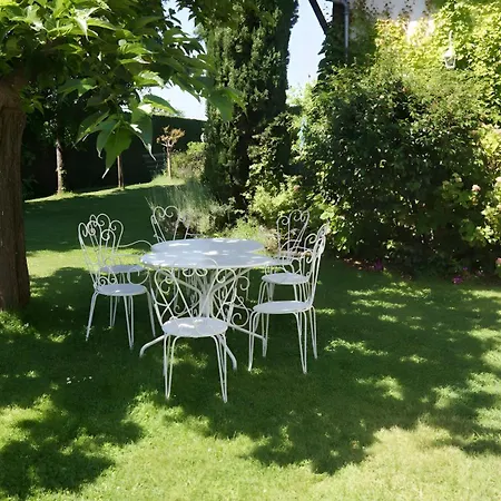 Avec Piscine La Petite Gironde بيت للعطل *