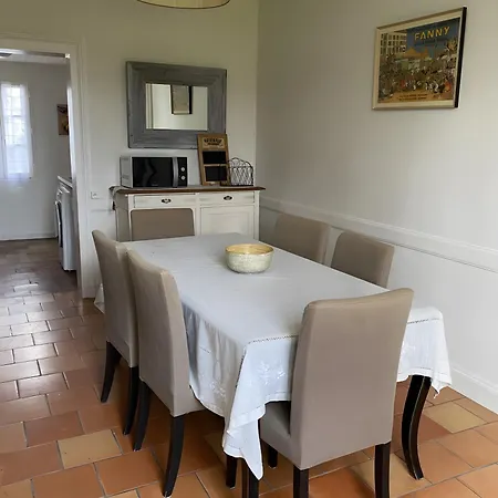 بيت للعطل Avec Piscine La Petite Gironde Porcheres