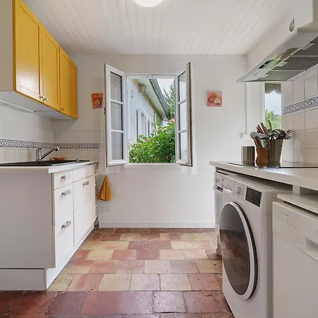 بيت للعطل Avec Piscine La Petite Gironde *