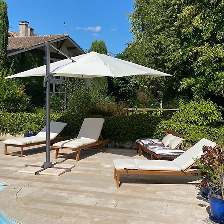 بيت للعطل Avec Piscine La Petite Gironde *